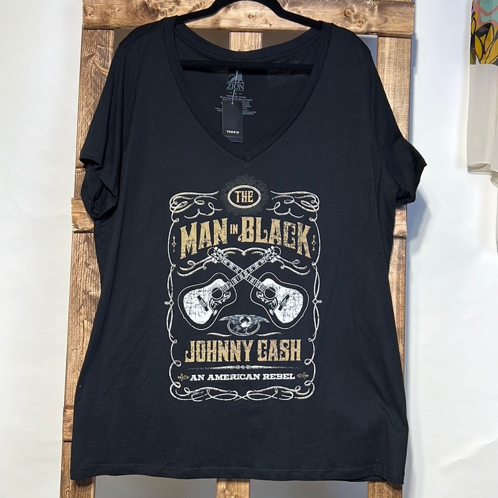 Torrid black Johnny Cash V-neck short sleeve T-shirt. Size 4X. NWT.